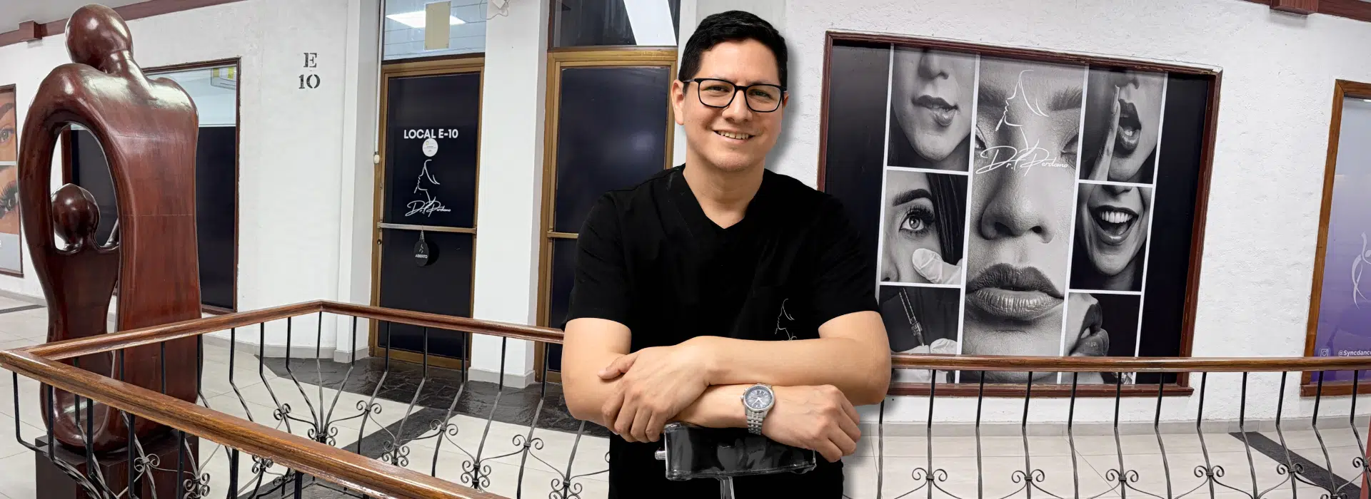Dr. Perdomo dermatólogo y especialista en estética facial en su clínica